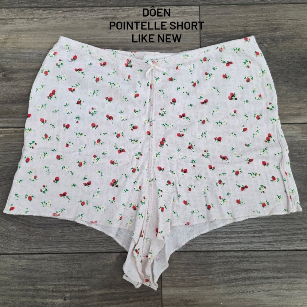 NWOT Doen Pointelle Shorts In Strawberry Fields Print